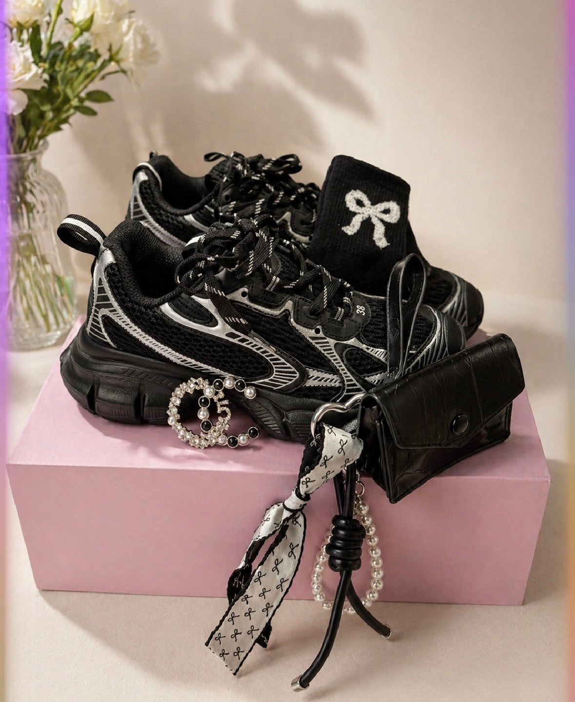BERNESS TENNIS SHOE